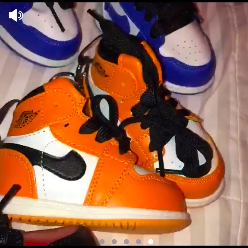 AJ 1 High Orange Key Chain